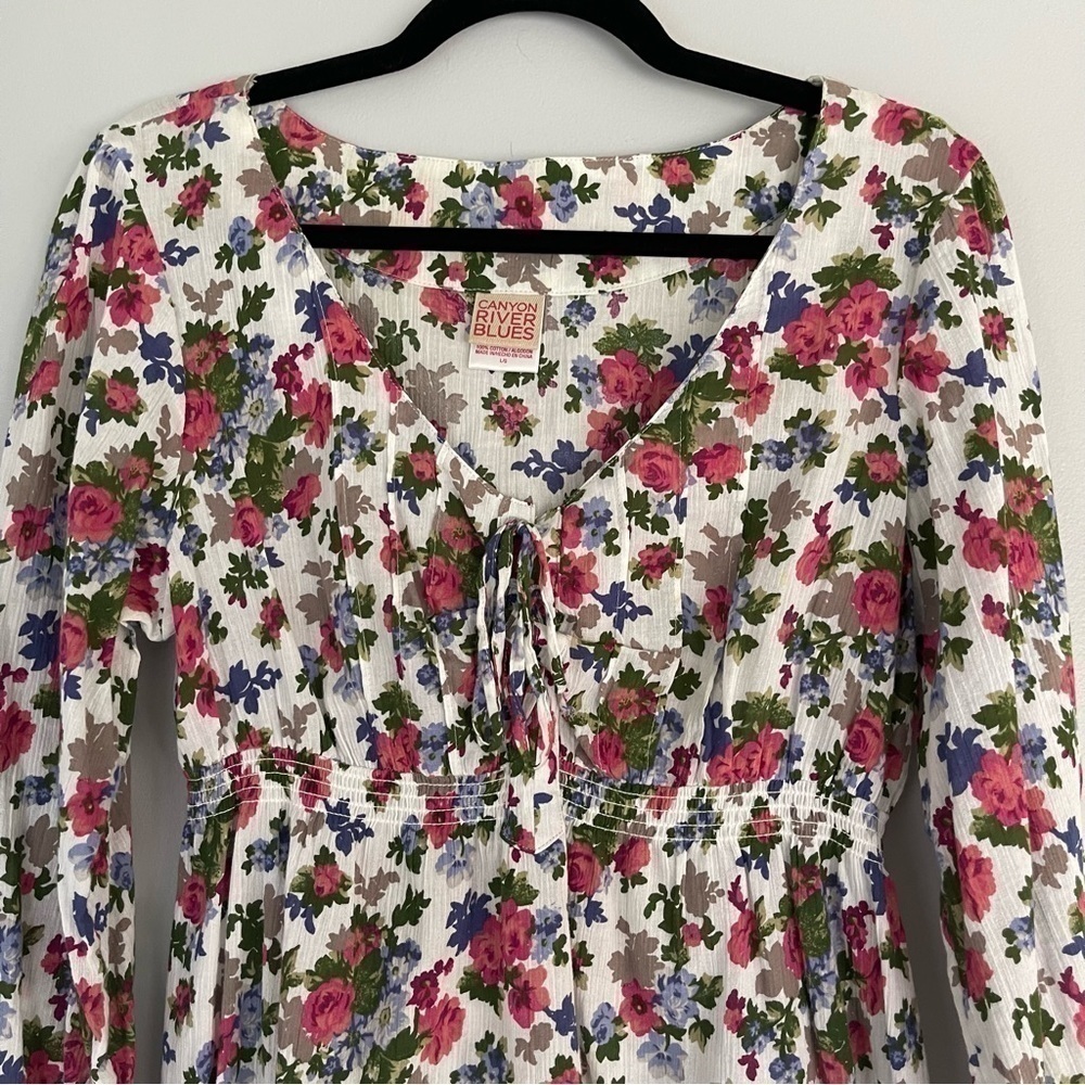 Canyon river floral long sleeve cinch waist blouse v-Neck top - Picture 4 of 10